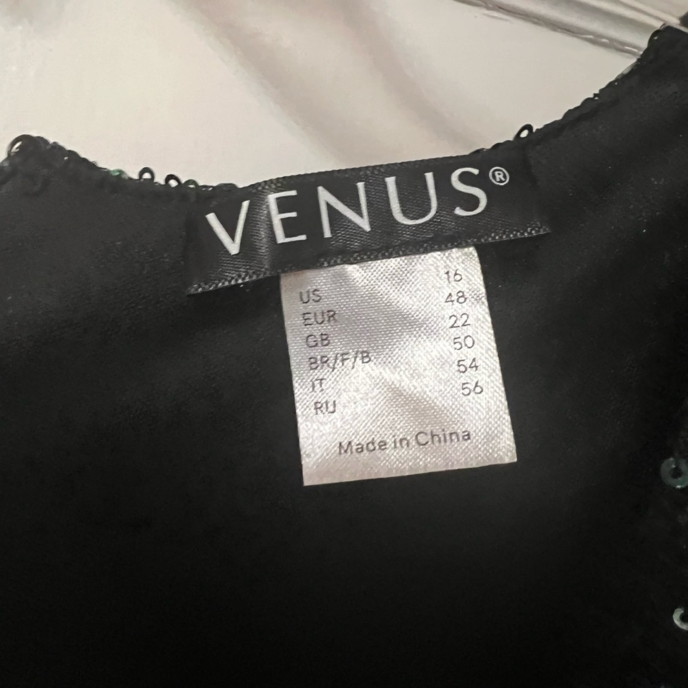 VENUS Sequin V-Neck Dress - Green and Gold - Picture 3 of 3